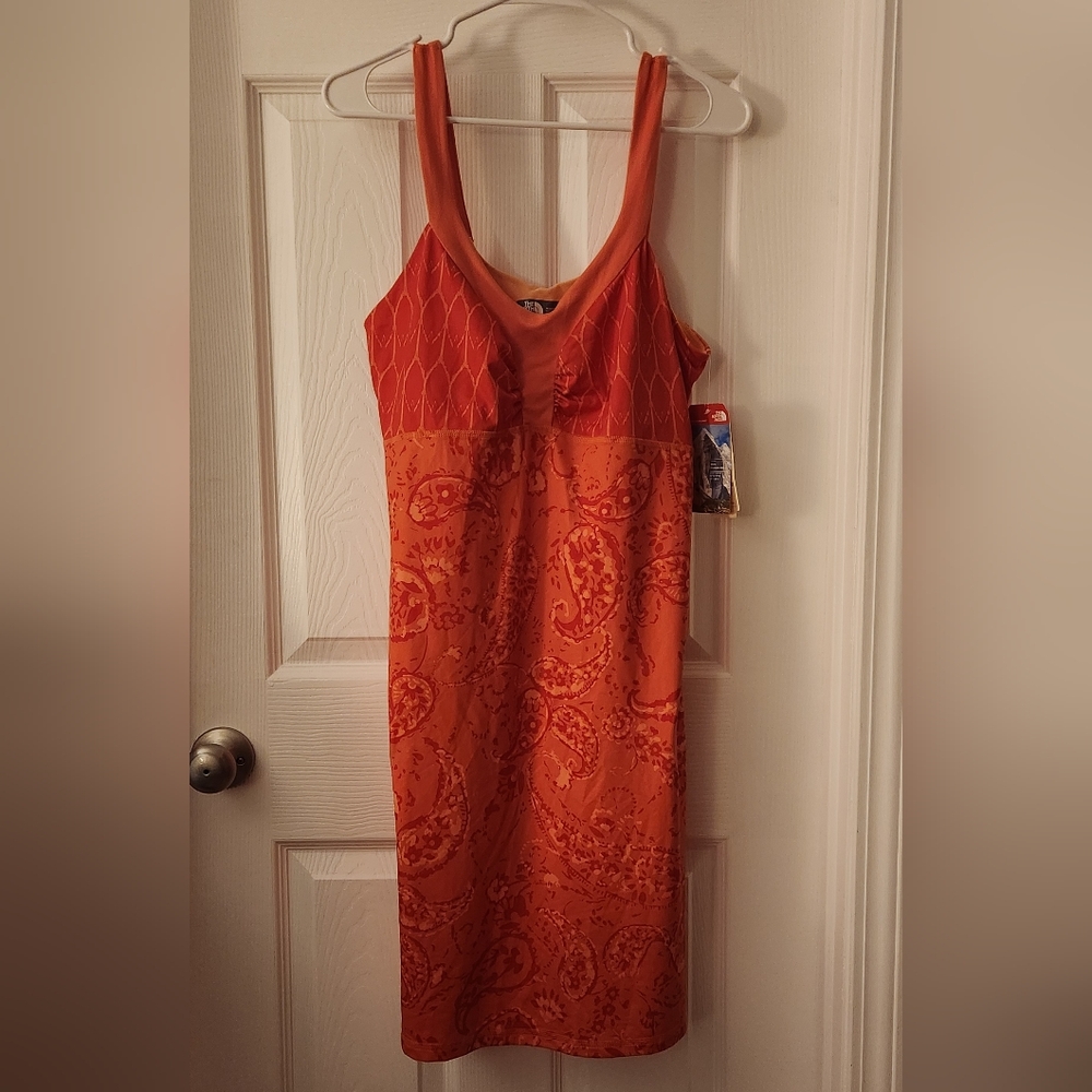 Dress - Picture 2 of 4